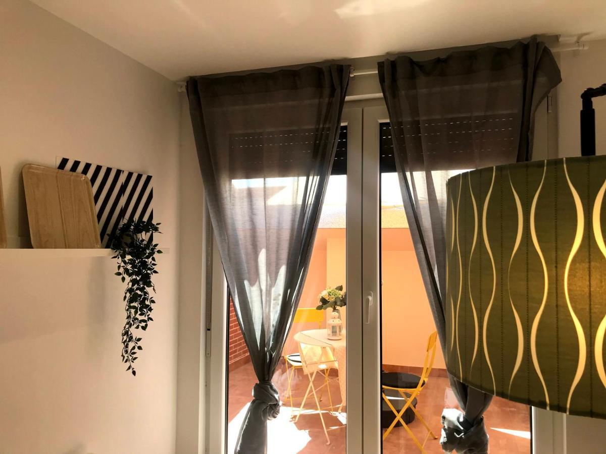 Insidehome Apartments - La Casita De Oscar 帕伦西亚 外观 照片